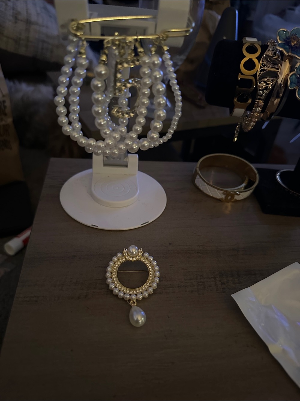 Gold and White Pearl Drop Pendant Necklace - Classic Pearl Circle with Teardrop